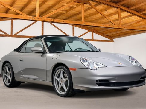 Used 2003 Porsche 911 Carrera RWD image 8