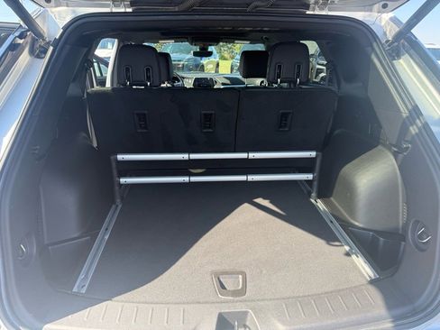 Used 2020 Chevrolet Blazer Premier w/ Driver Confidence II Package image 11