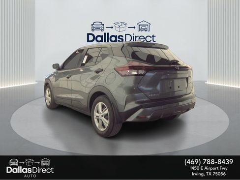 Used 2023 Nissan Kicks S image 9