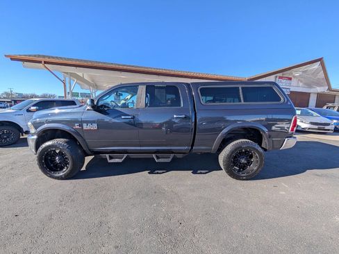 Used 2016 RAM 2500 Laramie image 4