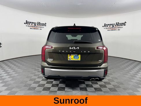 Used 2025 Kia Telluride S AWD/4WD image 8