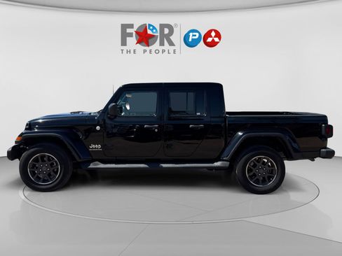 Used 2021 Jeep Gladiator Overland AWD/4WD image 2