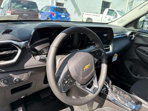 New 2026 Chevrolet TrailBlazer LT w/ Convenience Package AWD/4WD image 17