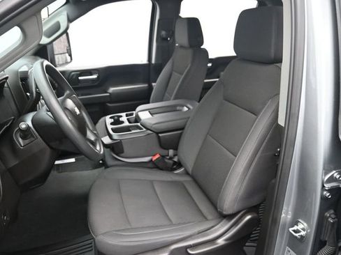 Used 2024 Chevrolet Silverado 2500 Custom w/ Z71 Off-Road Package image 10