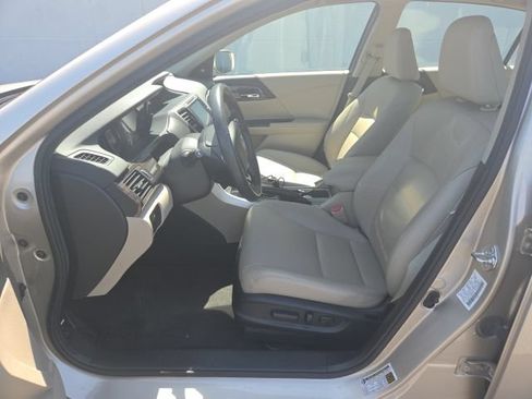 Used 2016 Honda Accord EX-L image 15