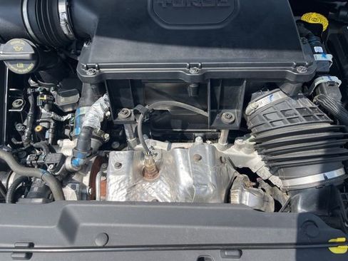 Used 2024 Jeep Compass Latitude image 25