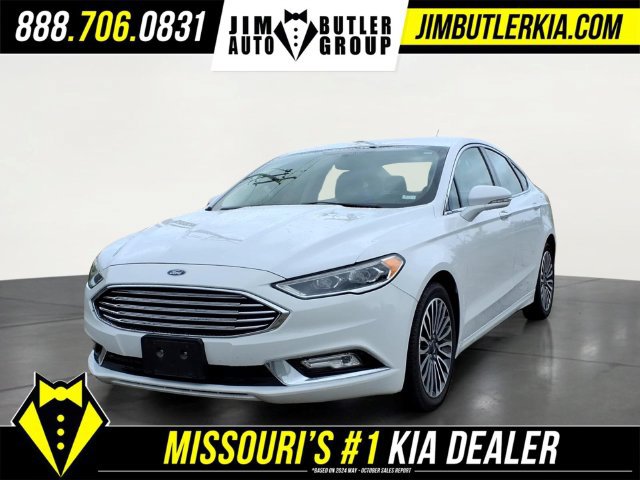 Used 2017 Ford Fusion SE w/ Fusion SE Technology Package FWD image 1