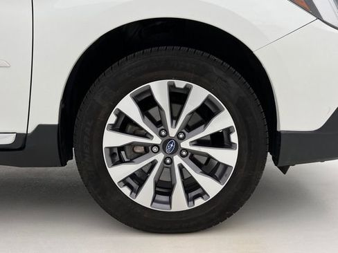 Used 2019 Subaru Outback 2.5i Touring AWD/4WD image 30