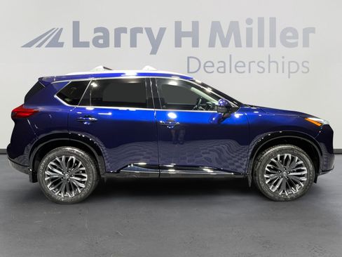 New 2026 Nissan Rogue Platinum w/ Platinum Premium Package image 6