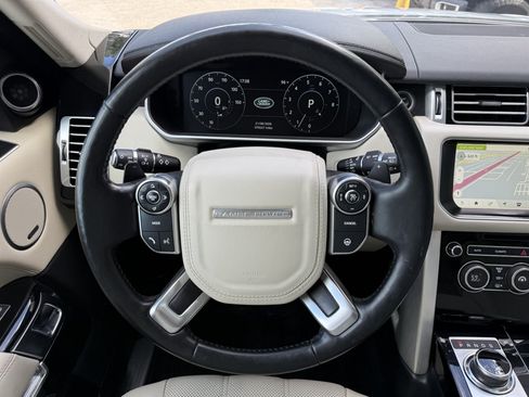 Used 2017 Land Rover Range Rover HSE AWD/4WD image 24