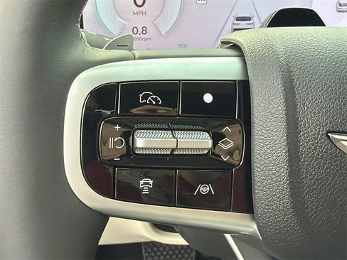 New 2026 Genesis GV70 2.5T Select image 25