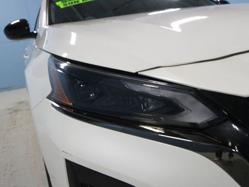 Used 2024 Nissan Altima 2.5 SR w/ SR Premium Package image 33