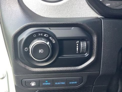 Certified 2024 Jeep Wrangler Unlimited AWD/4WD image 25