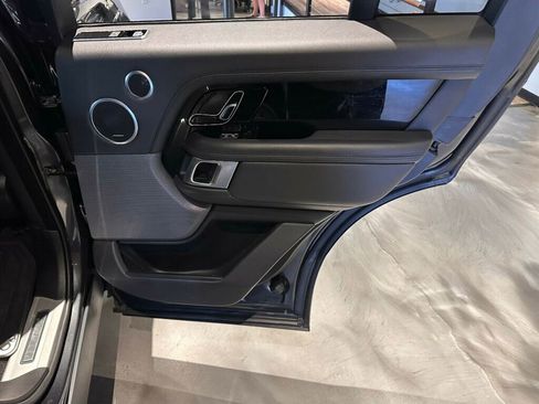 Used 2019 Land Rover Range Rover Supercharged AWD/4WD image 28
