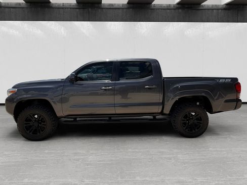 Used 2021 Toyota Tacoma SR w/ SR Convenience Package RWD image 2