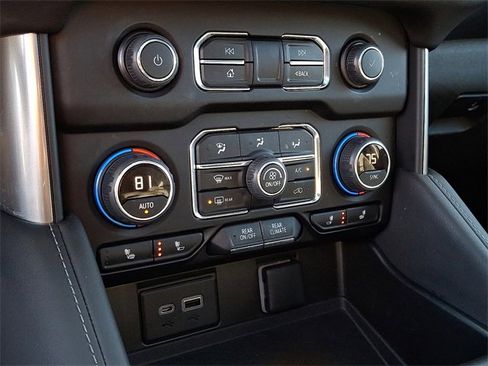 Certified 2022 Chevrolet Tahoe LT w/ Luxury Package image 17