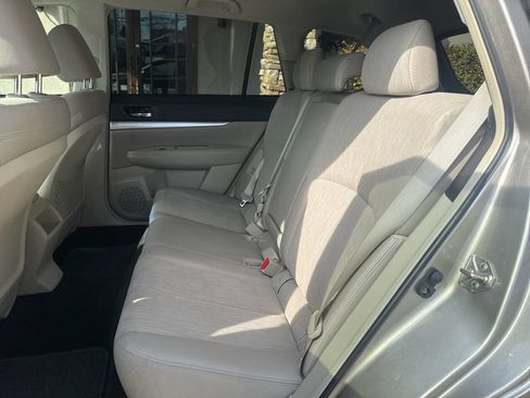 Used 2014 Subaru Outback 2.5i Premium w/ Popular Package #1B image 10