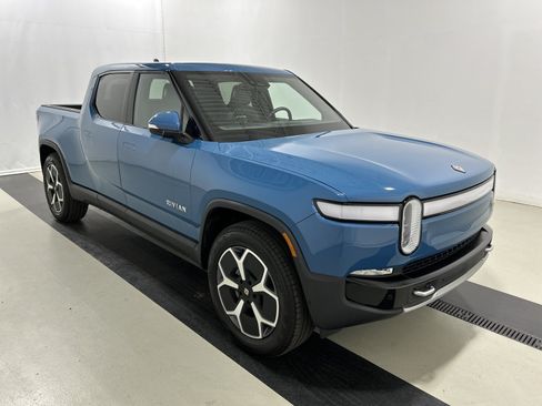 Used 2024 Rivian R1T Adventure Dual AWD/4WD image 7