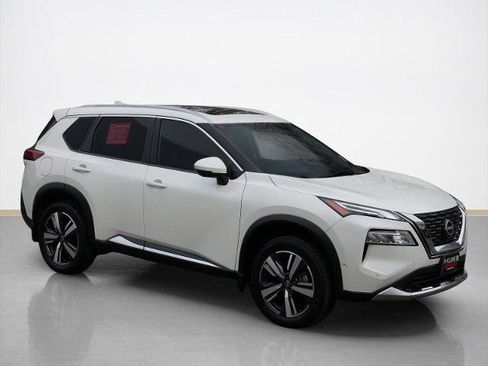 Certified 2023 Nissan Rogue Platinum image 1