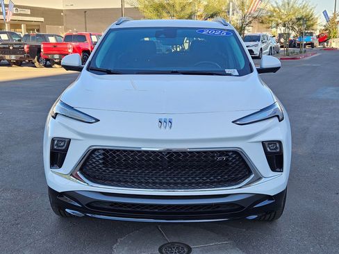 Used 2025 Buick Encore GX Sport Touring w/ Advanced Technology Package image 8