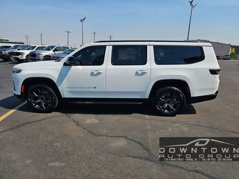 New 2026 Jeep Grand Wagoneer L Limited w/ Convenience Group I AWD/4WD image 6