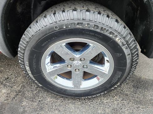Used 2016 RAM 1500 Express AWD/4WD image 7