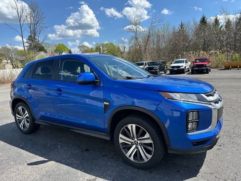 Used 2021 Mitsubishi Outlander Sport ES AWD/4WD image 1