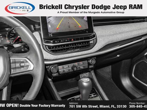 Used 2024 Jeep Compass Latitude AWD/4WD image 34