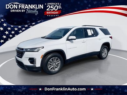 Used 2023 Chevrolet Traverse LT