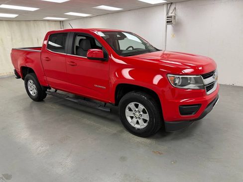 Used 2020 Chevrolet Colorado W/T w/ WT Convenience Package RWD image 6