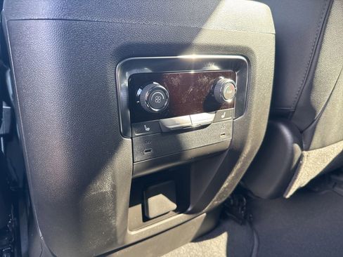 New 2026 Chevrolet Tahoe High Country AWD/4WD image 18