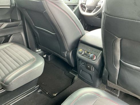 Used 2025 Ford Explorer ST-Line AWD/4WD image 19