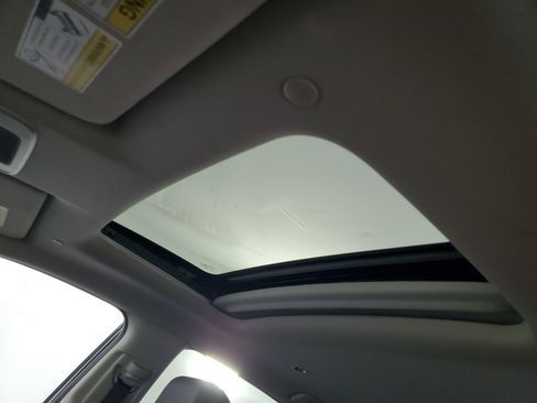 Certified 2024 Honda HR-V EX-L image 31