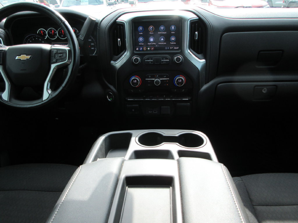 Certified 2021 Chevrolet Silverado 1500 LT w/ Convenience Package II AWD/4WD image 17