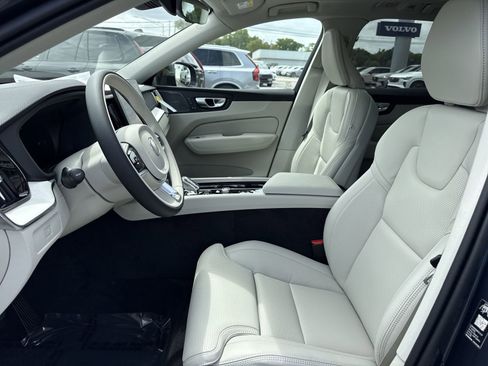 New 2026 Volvo XC60 B5 Ultra w/ Protection Package Premier AWD/4WD image 10