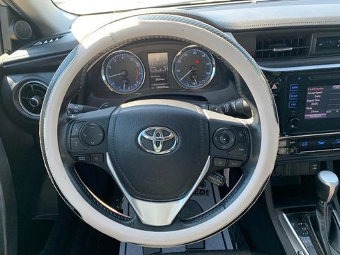Used 2019 Toyota Corolla SE FWD image 13