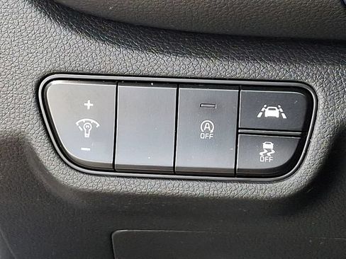 Used 2021 Kia Seltos S AWD/4WD image 23