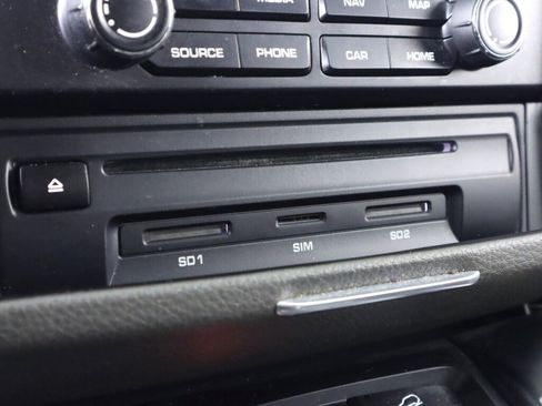 Used 2017 Porsche Macan Base image 22