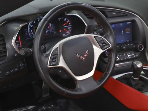 Used 2014 Chevrolet Corvette Stingray Convertible w/ 2LT Preferred Equipment Group RWD image 20