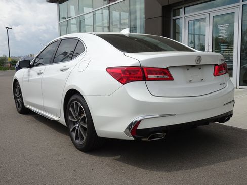 Used 2018 Acura TLX V6 SH-AWD w/ Technology Pkg image 3