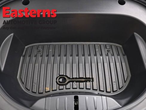 Used 2023 Tesla Model 3 Standard Range image 7