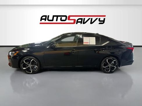 Used 2025 Nissan Altima 2.5 SR FWD image 4