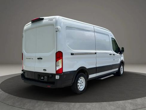 Used 2019 Ford Transit 150 148 Medium Roof RWD image 4