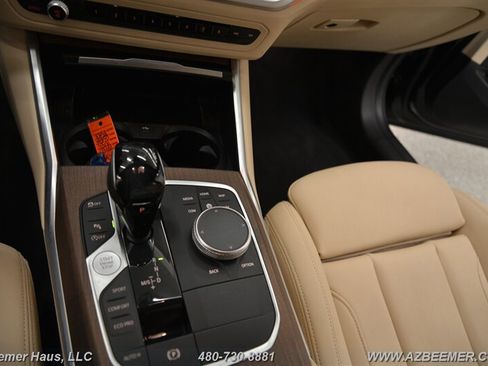 Used 2020 BMW 330i Sedan w/ Driving Assistance Package image 33