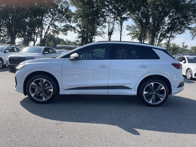 Certified 2023 Audi Q4 e-tron Premium Plus w/ Premium Plus AWD/4WD image 5