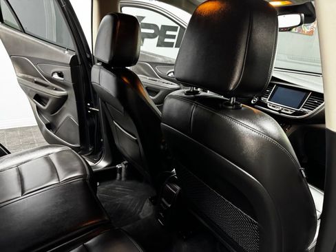 Used 2018 Buick Encore Essence FWD image 44