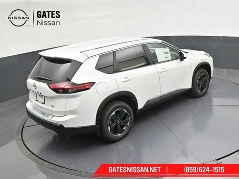 New 2026 Nissan Rogue SV image 18