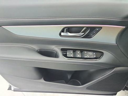 New 2025 Nissan Murano SL image 30