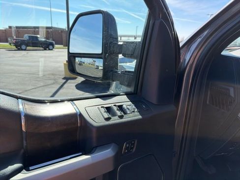 Used 2022 Ford F250 Lariat w/ Tremor Off-Road Package image 24