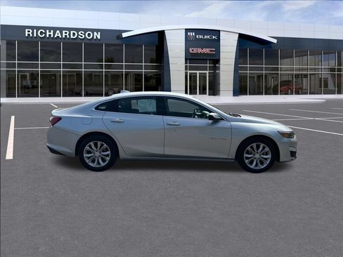 Used 2022 Chevrolet Malibu LT FWD image 6